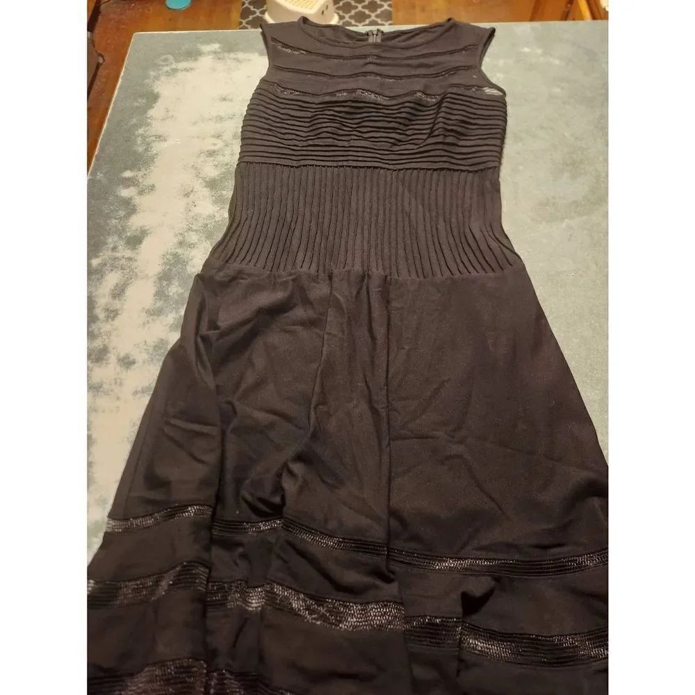 Tadashi Shoji black drop waist  dress sz Small